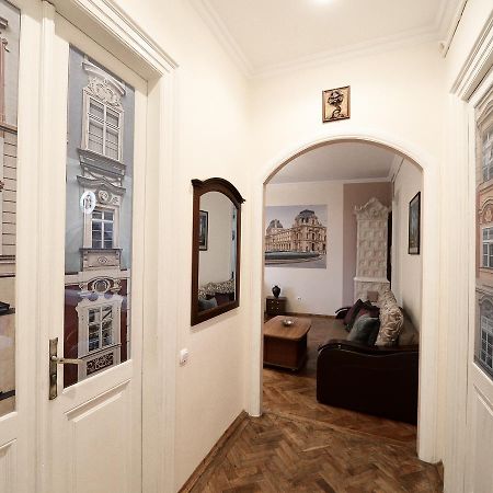 The Historical Family Nest In City Centre Lemberg Exterior foto