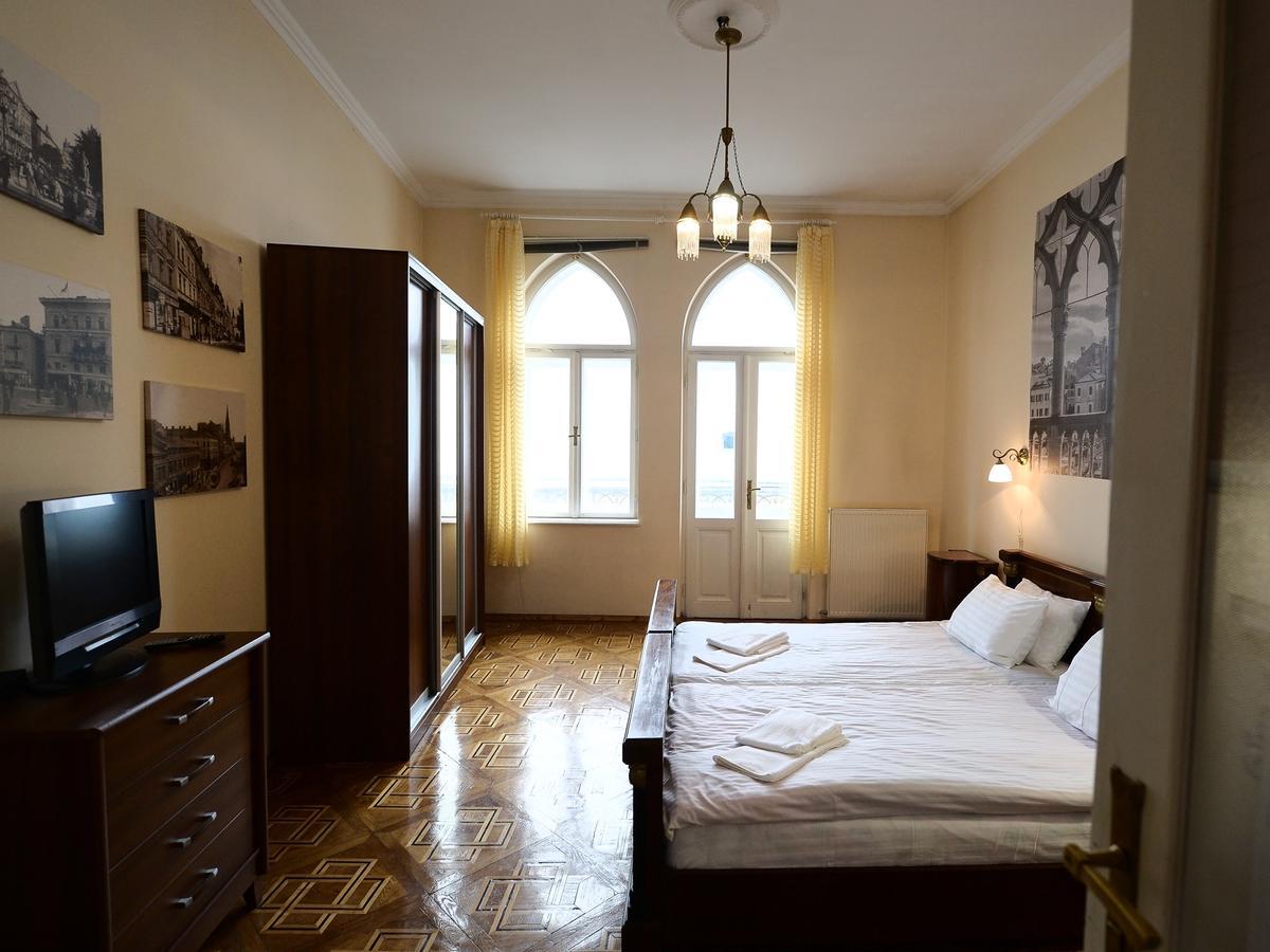 The Historical Family Nest In City Centre Lemberg Exterior foto
