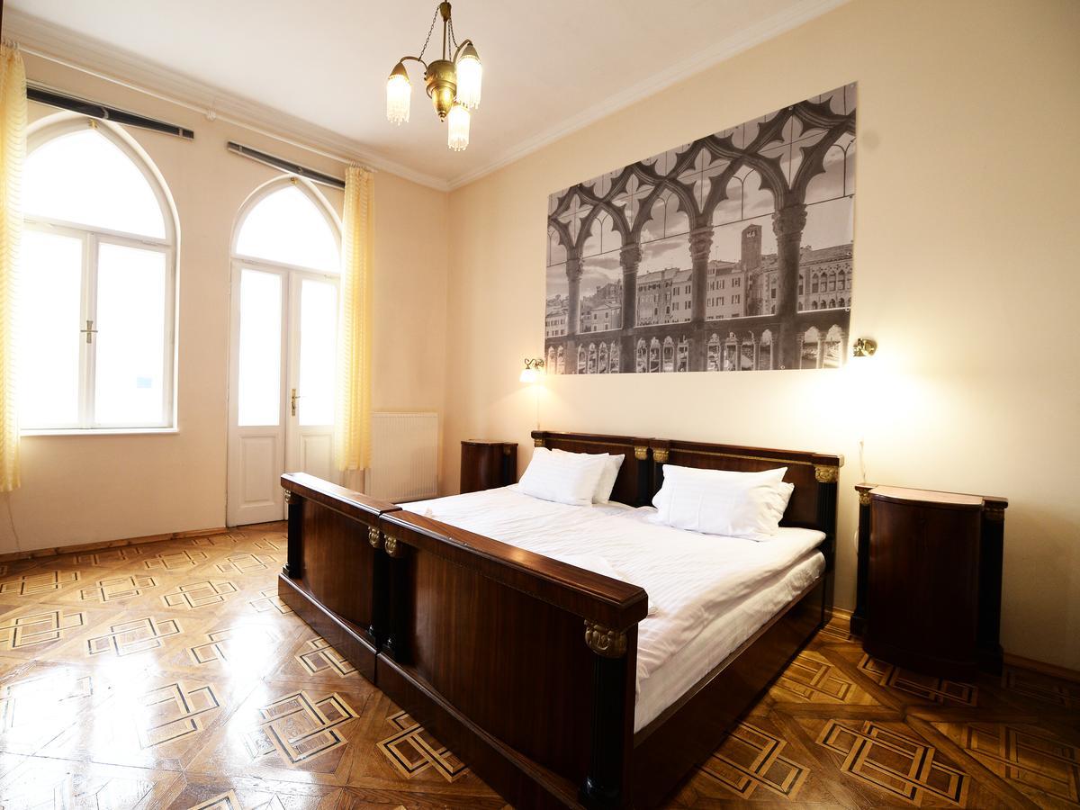 The Historical Family Nest In City Centre Lemberg Exterior foto