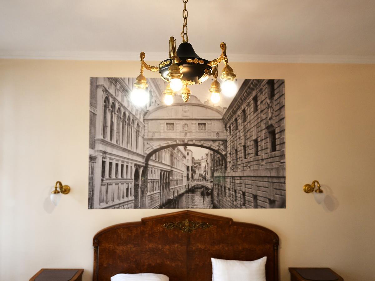 The Historical Family Nest In City Centre Lemberg Exterior foto