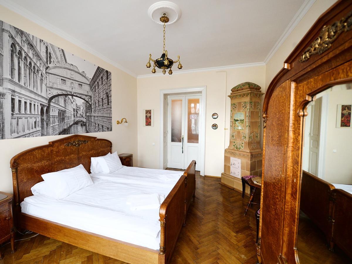 The Historical Family Nest In City Centre Lemberg Exterior foto